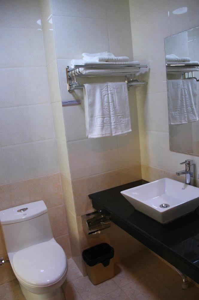 Super 8 Hotel Jinan Eksteriør bilde